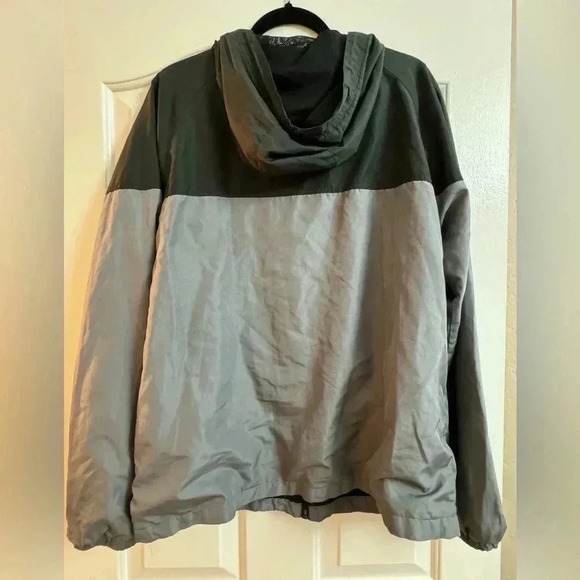 Disney Parks 1955 Disneyland Black Gray Zip Up Windbreaker Rain Jacket Medium - Picture 9 of 14